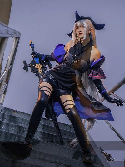 Arknights Skadi Cosplay Costume 