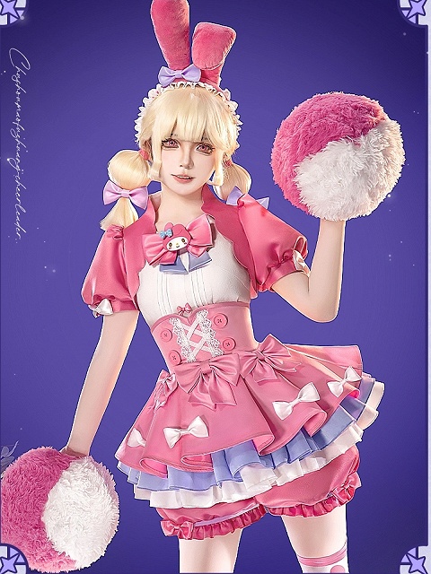 Identity V Cheerleader Lily Barriere Cosplay Props Plush Pompoms